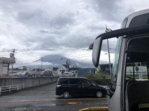 富士山とバス